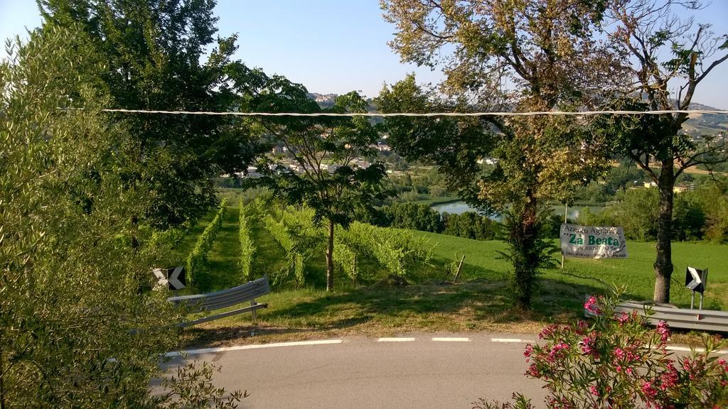Agriturismo Za Beata Bed & Breakfast Penna Sant'Andrea Exterior photo